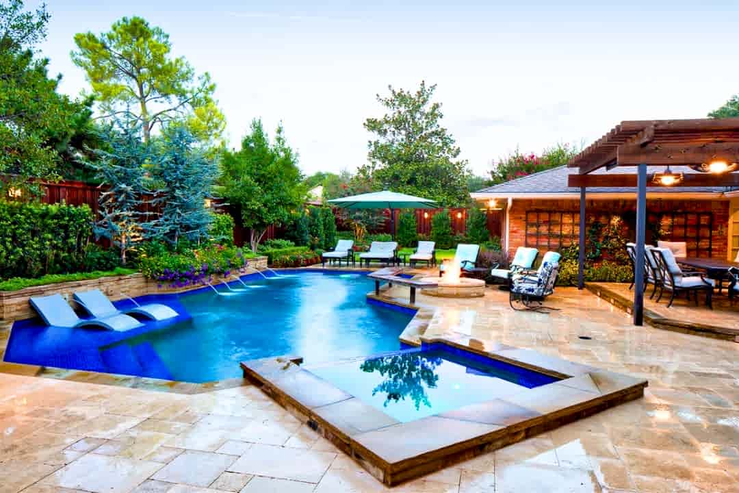 Spa and Custom Pool Design and Installation
