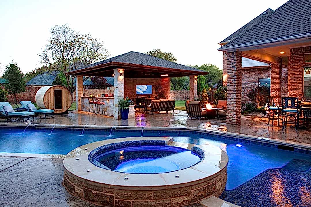 Custom Backyard Pool Structures_