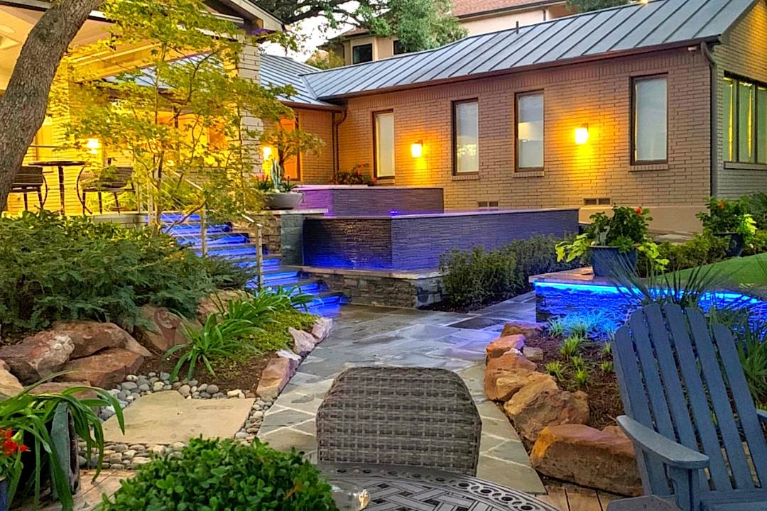 Dallas Custom Pool Installation - Advance Pools Inc