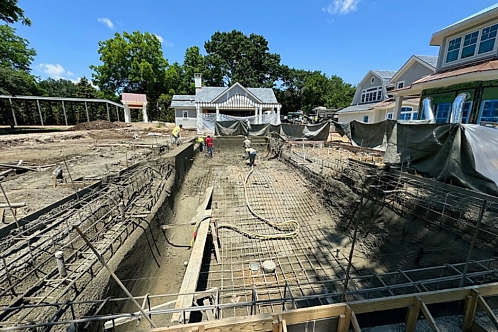 Pool Construction in McKinney, TX - Advance Pools Inc.
